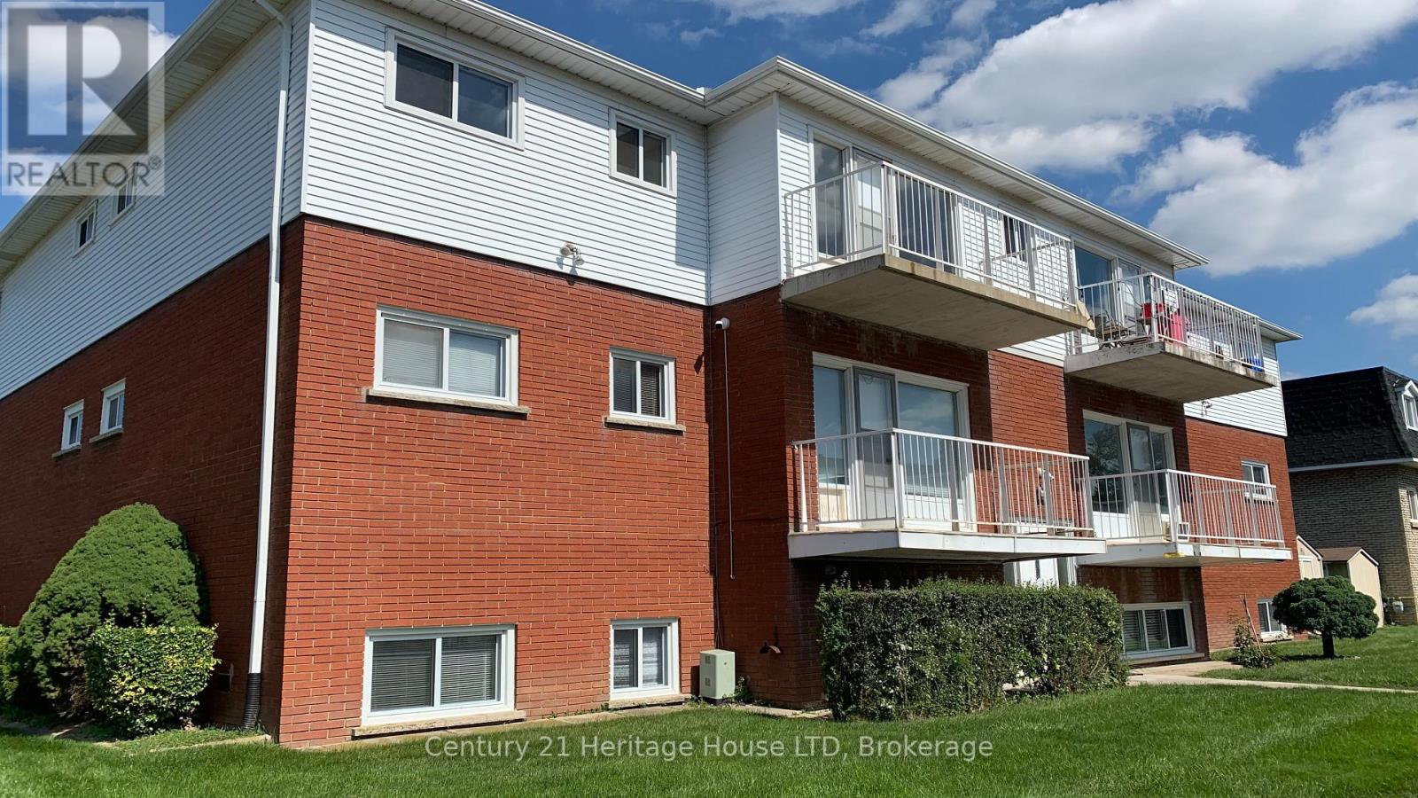 204 - 253 Fitch Street, Welland (769 - Prince Charles), Ontario  L3C 4W3 - Photo 9 - X11965113