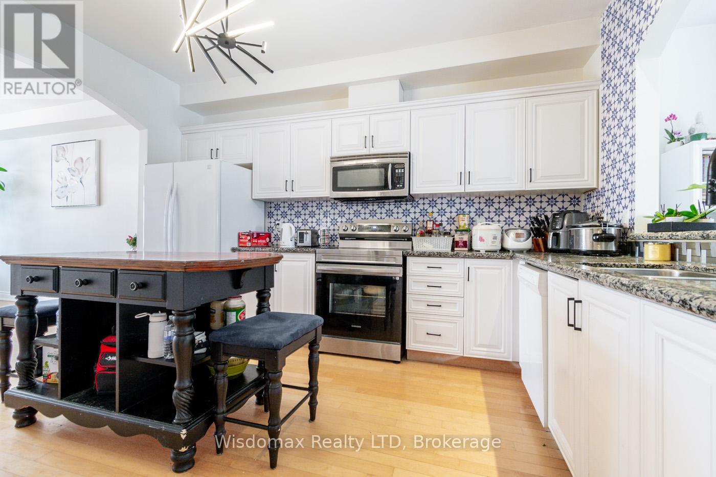 5 - 31 Sunvale Place N, Hamilton (Stoney Creek), Ontario  L8E 4Z6 - Photo 13 - X11966659