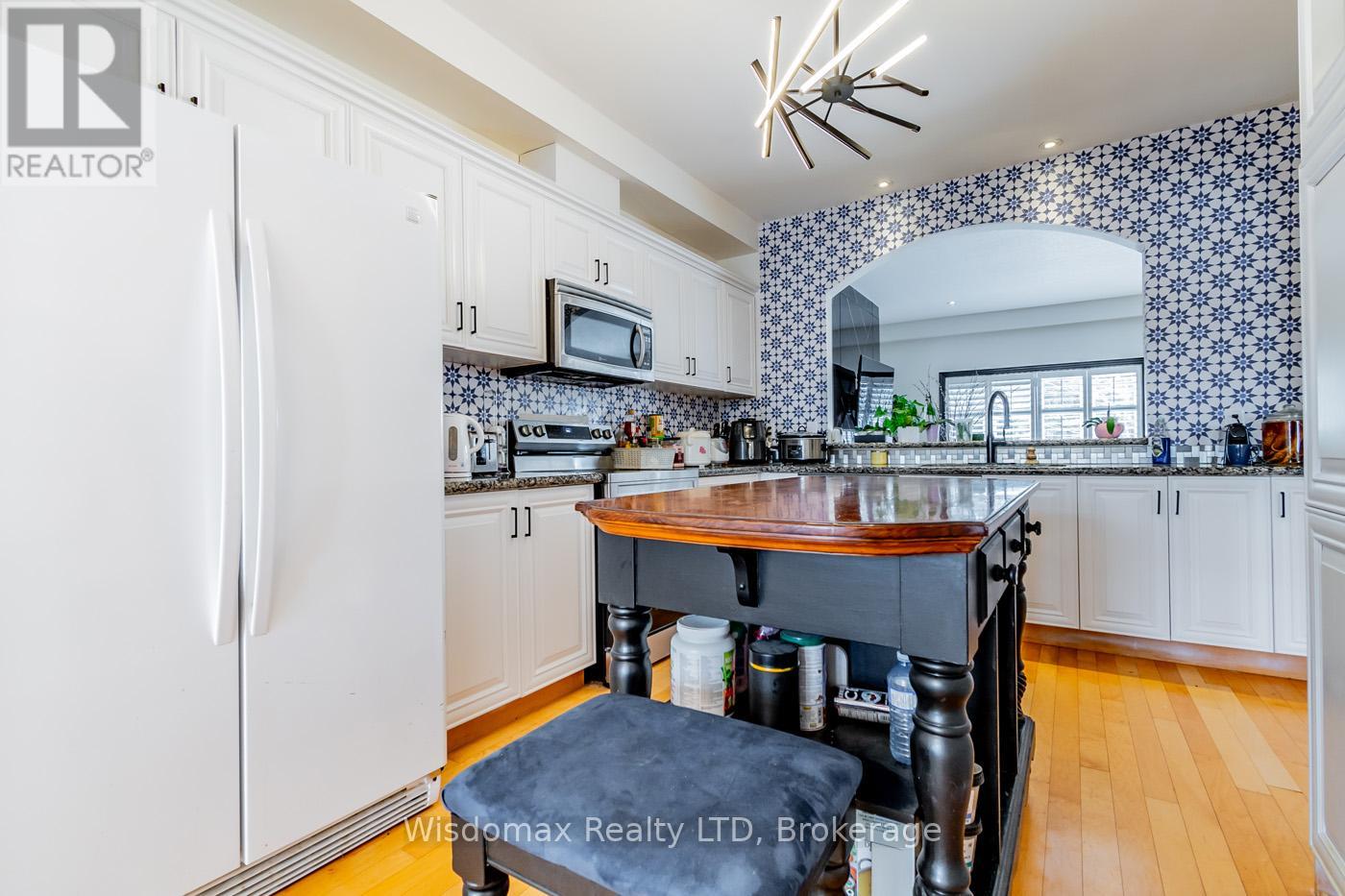5 - 31 Sunvale Place N, Hamilton (Stoney Creek), Ontario  L8E 4Z6 - Photo 15 - X11966659