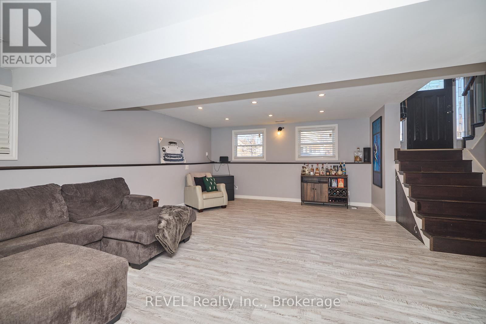 3771 Roxborough Avenue, Fort Erie (337 - Crystal Beach), Ontario  L0S 1B0 - Photo 36 - X11967183