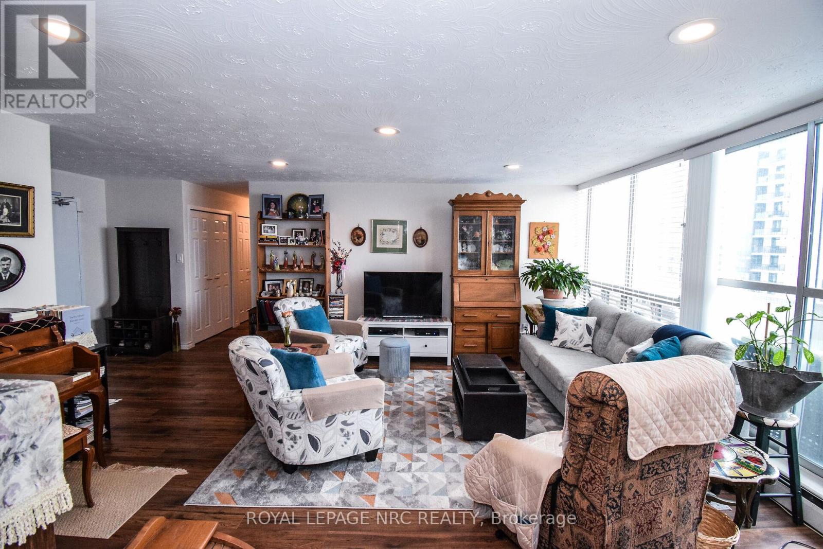 1107 - 35 Towering Heights Boulevard, St. Catharines (461 - Glendale/glenridge), Ontario  L2T 3G8 - Photo 6 - X11968785