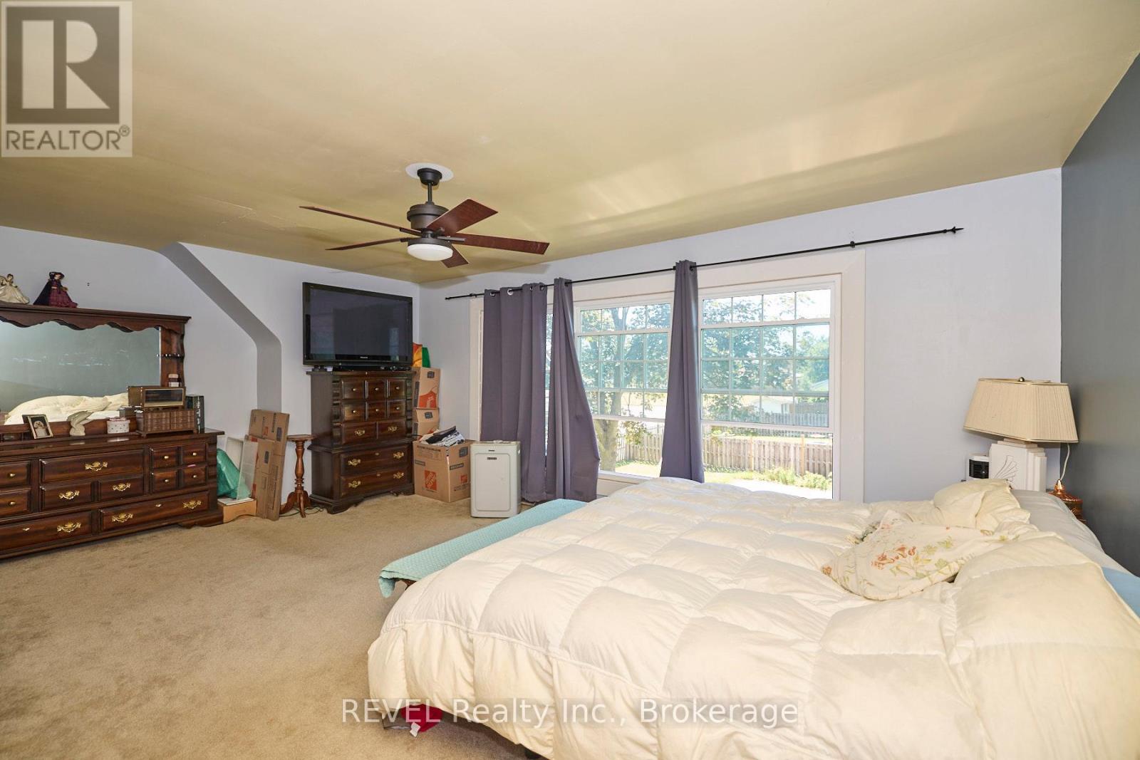 7205 Sharon Avenue, Niagara Falls (217 - Arad/fallsview), Ontario  L2G 5W8 - Photo 11 - X11970914