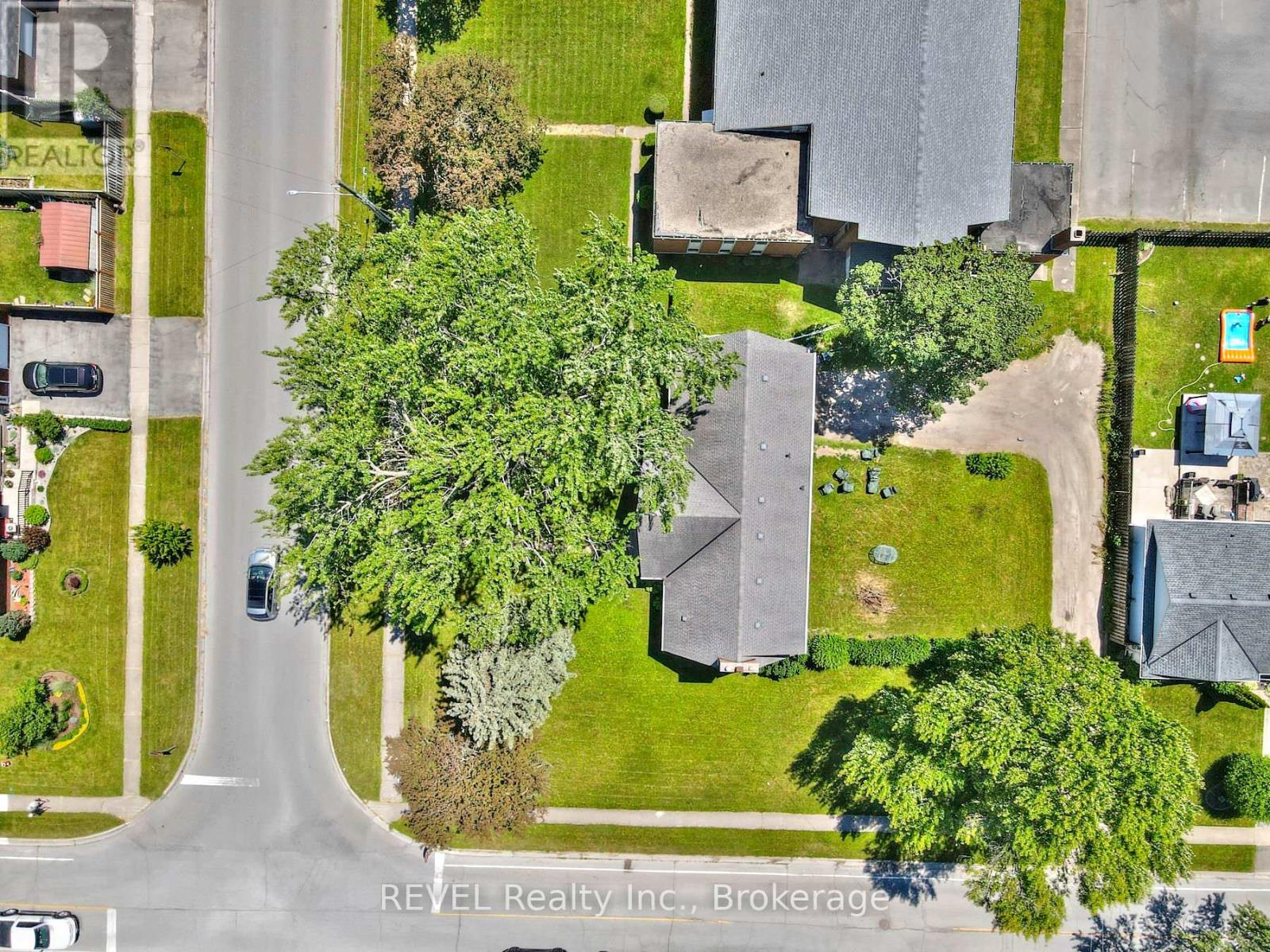 7205 Sharon Avenue, Niagara Falls (217 - Arad/fallsview), Ontario  L2G 5W8 - Photo 22 - X11970914