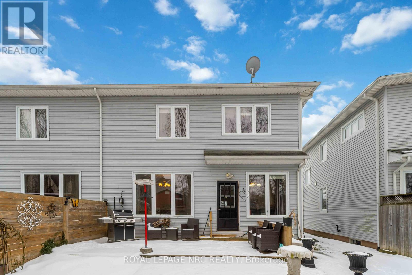 207 Cambridge Road E, Fort Erie (Crystal Beach), Ontario  L0S 1B0 - Photo 35 - X11971815