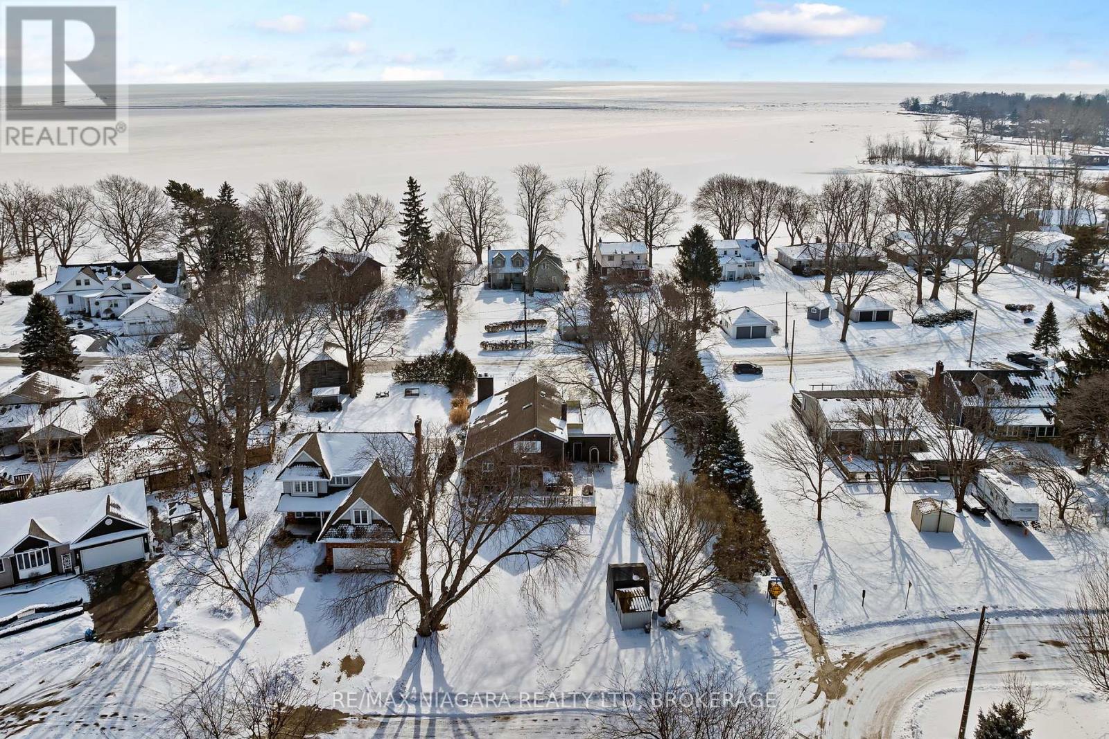 144 Tennessee Avenue, Port Colborne (878 - Sugarloaf), Ontario  L3K 2R9 - Photo 35 - X11972111