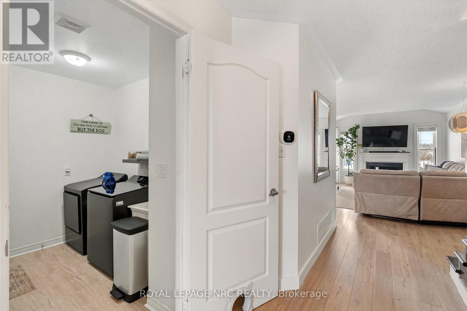 6 Mackenzie King Avenue, St. Catharines (Secord Woods), Ontario  L2P 0A1 - Photo 11 - X11973043