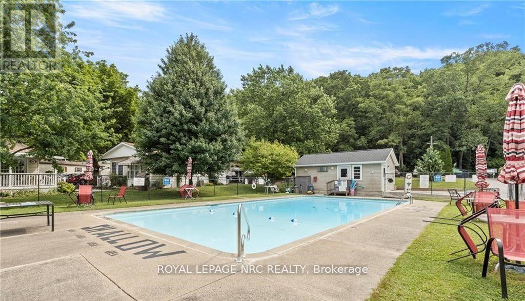 426 - 23 Four Mile Creek Road, Niagara-On-The-Lake (105 - St. Davids), Ontario  L0S 1J1 - Photo 34 - X11973550