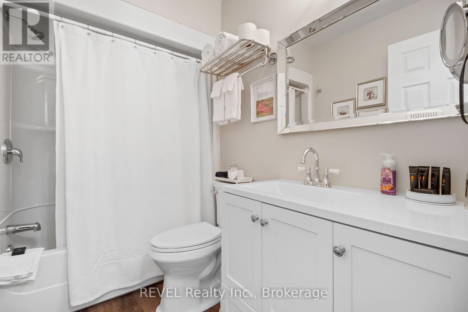 527 Mississagua Street, Niagara-On-The-Lake (101 - Town), Ontario  L0S 1J0 - Photo 15 - X11983216