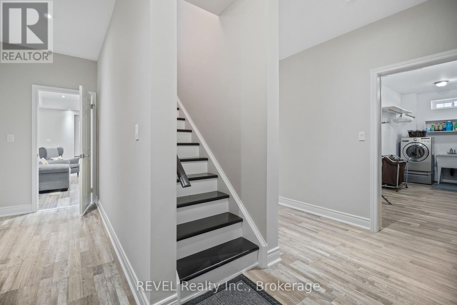 527 Mississagua Street, Niagara-On-The-Lake (101 - Town), Ontario  L0S 1J0 - Photo 39 - X11983216
