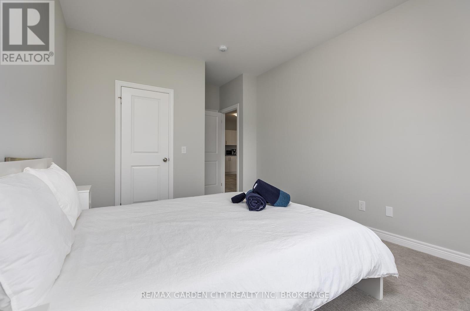34 Bounty Avenue, Thorold (560 - Rolling Meadows), Ontario  L2V 0H3 - Photo 15 - X11983833