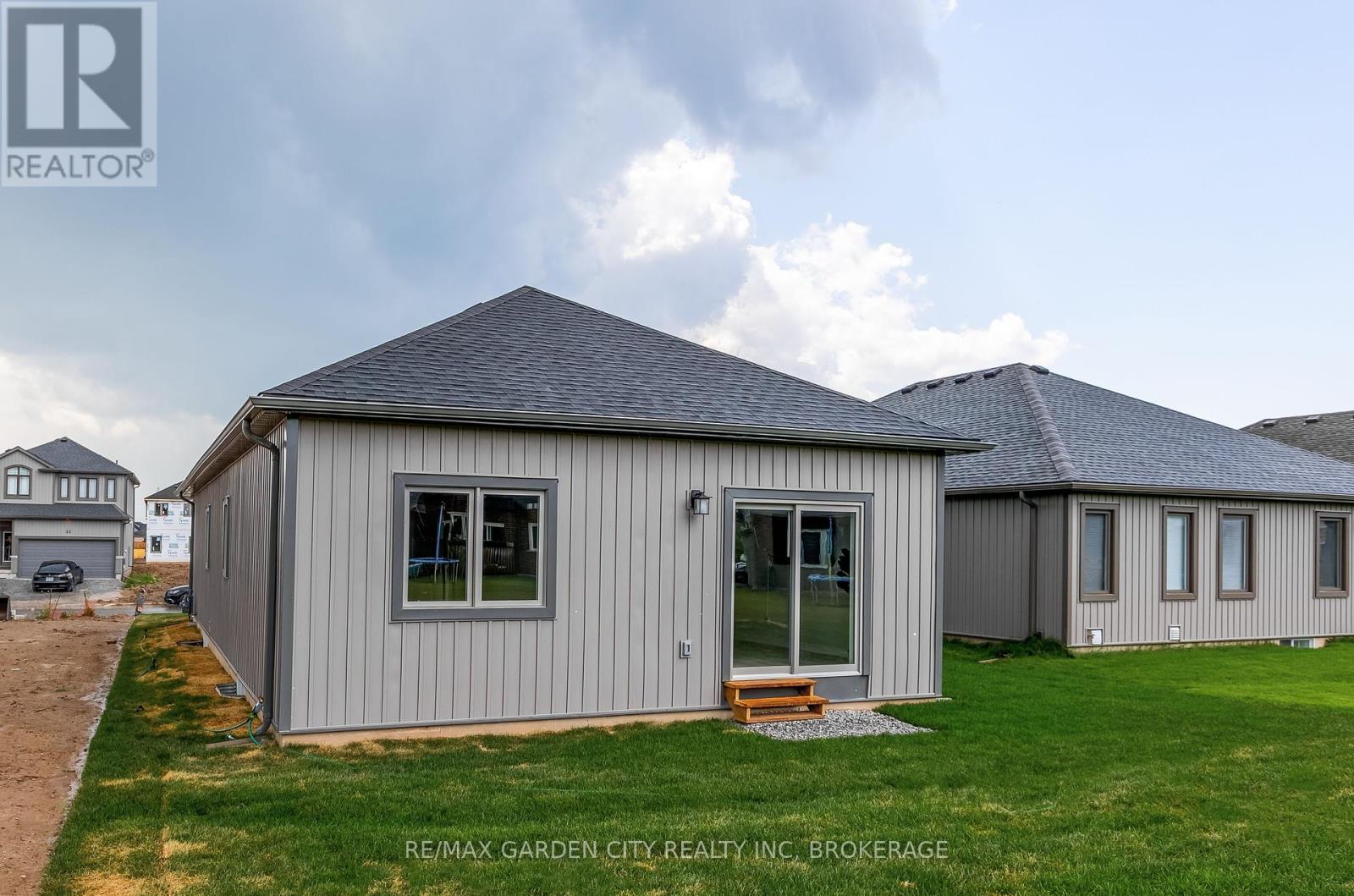 34 Bounty Avenue, Thorold (560 - Rolling Meadows), Ontario  L2V 0H3 - Photo 21 - X11983833