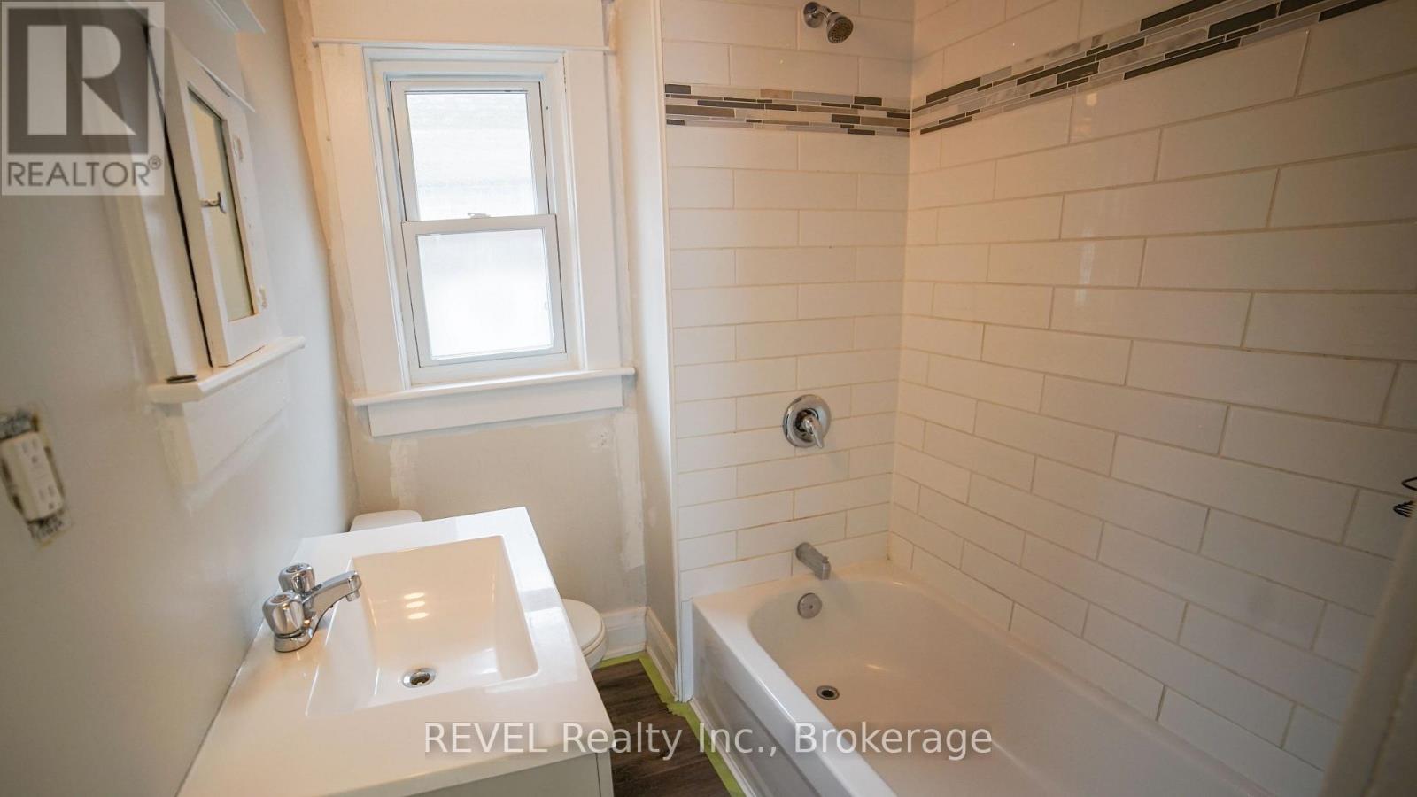 138 Ross Street, Welland (768 - Welland Downtown), Ontario  L3B 2M9 - Photo 17 - X11984661