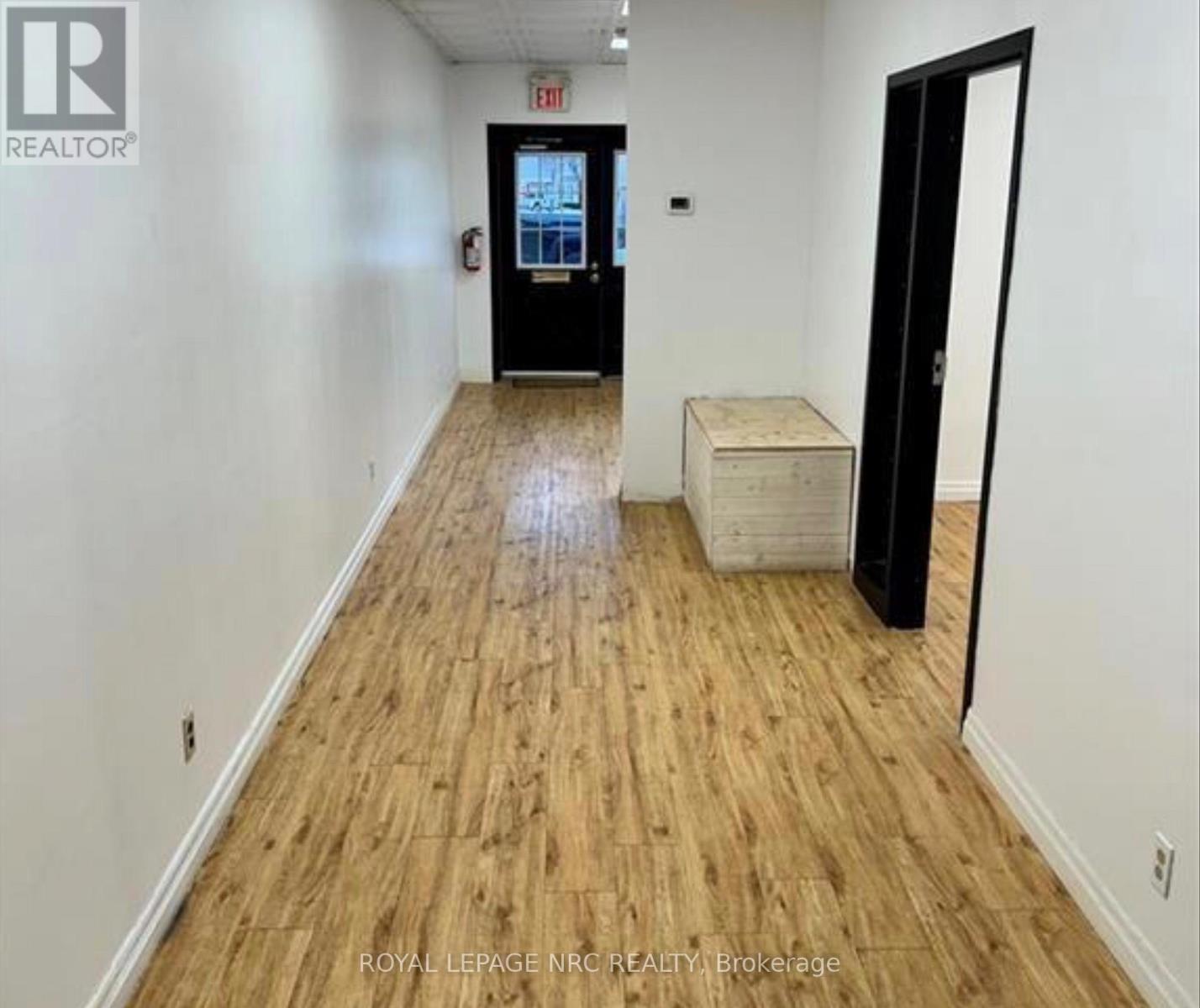 3 - 376 Mary Street, Niagara-On-The-Lake (101 - Town), Ontario  L0S 1J0 - Photo 6 - X11985419