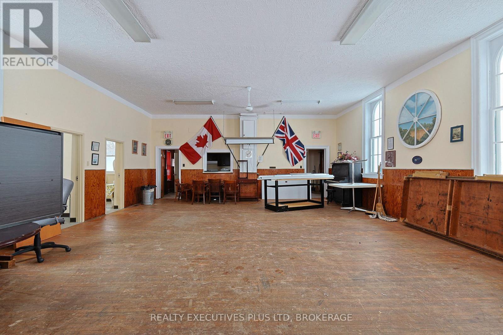 11211 Sodom Road, Niagara Falls (224 - Lyons Creek), Ontario  L2E 6S6 - Photo 5 - X11986787