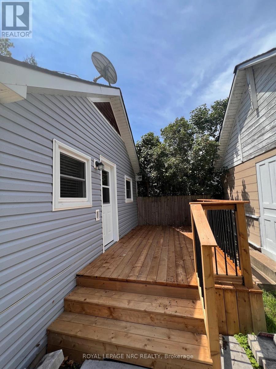 387 Elmwood Avenue, Fort Erie (Crystal Beach), Ontario  L0S 1B0 - Photo 12 - X11988507