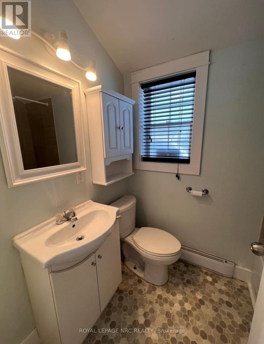 387 Elmwood Avenue, Fort Erie (Crystal Beach), Ontario  L0S 1B0 - Photo 3 - X11988507