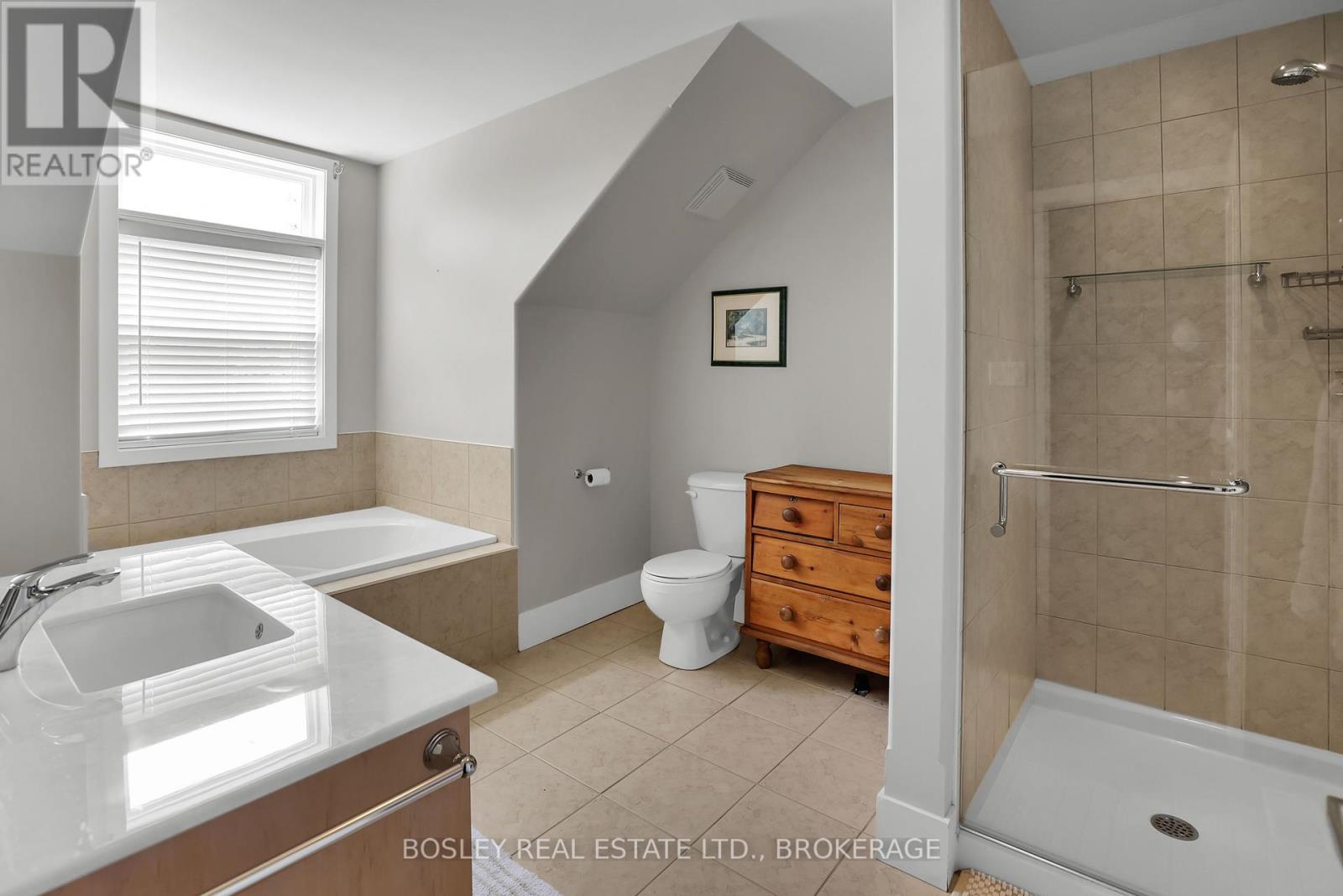 Th 3 - 481 Victoria Street, Niagara-On-The-Lake (101 - Town), Ontario  L0S 1J0 - Photo 22 - X11990632