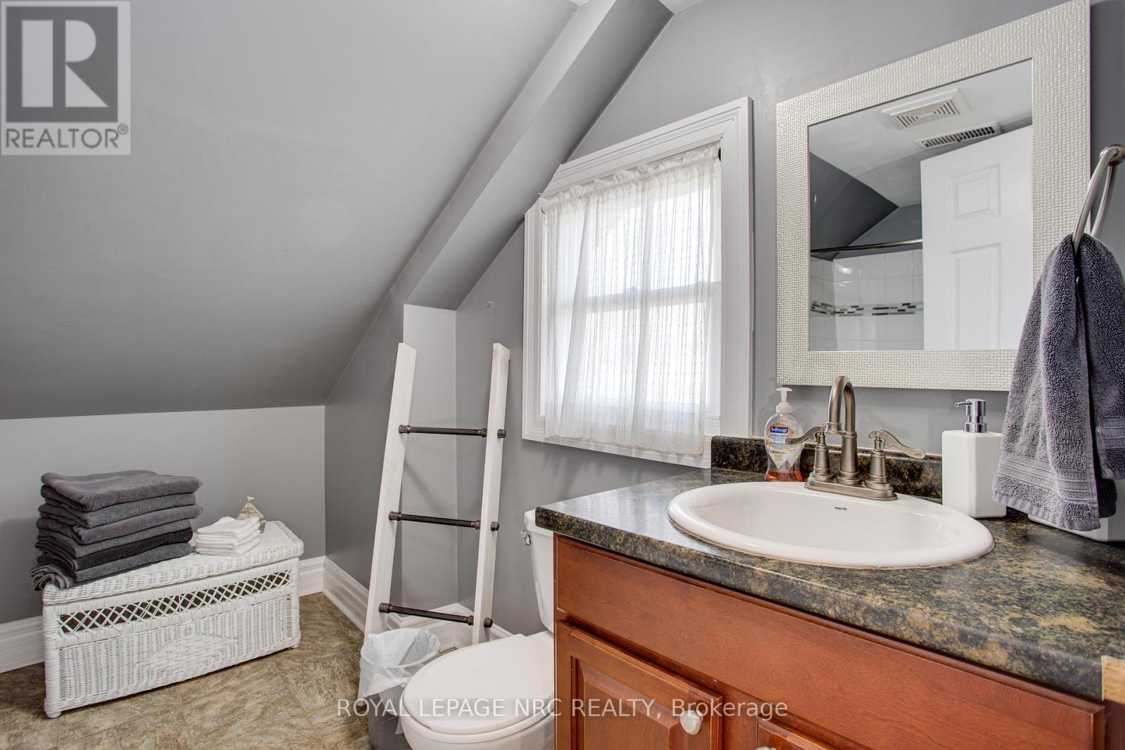 3776 Fairfield Avenue, Fort Erie (337 - Crystal Beach), Ontario  L0S 1B0 - Photo 22 - X11992684