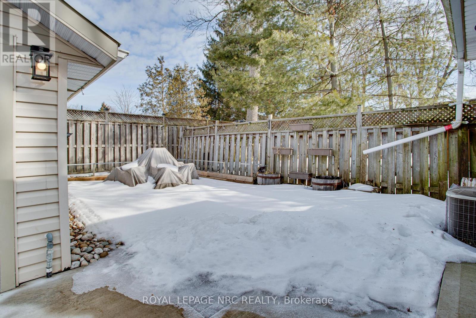 3776 Fairfield Avenue, Fort Erie (337 - Crystal Beach), Ontario  L0S 1B0 - Photo 26 - X11992684