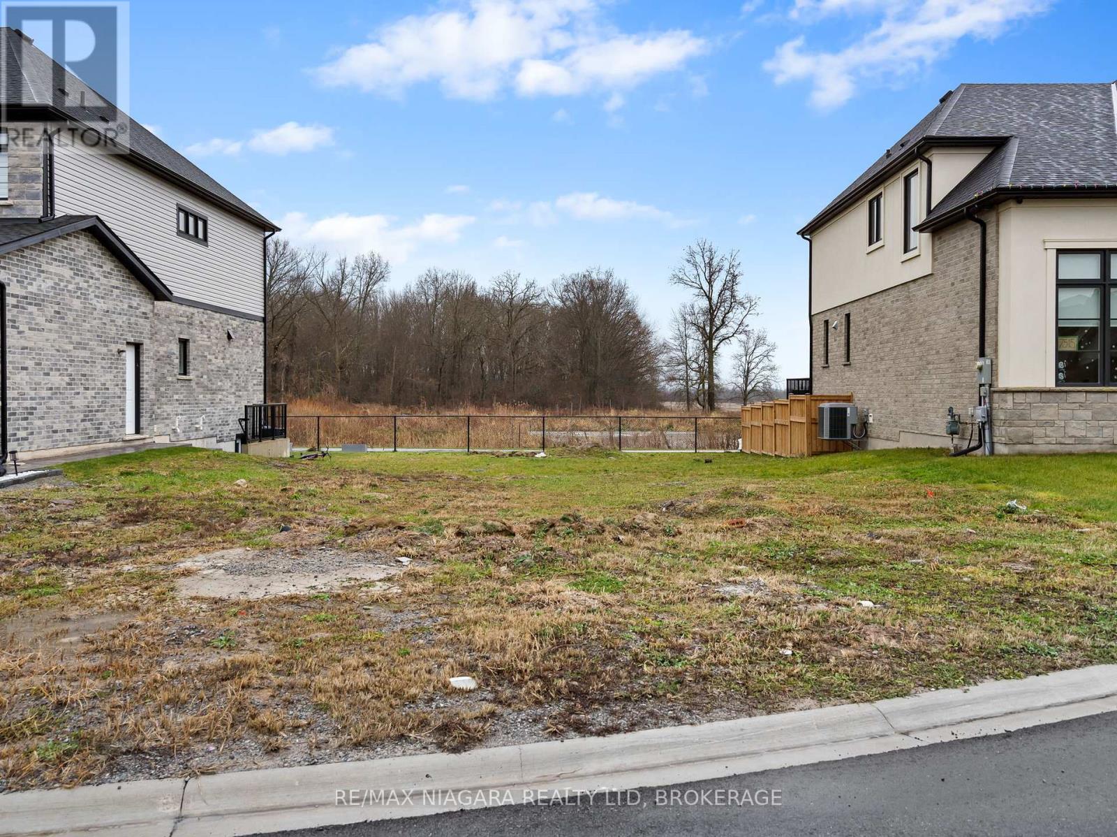7521 Sherrilee Crescent, Niagara Falls (222 - Brown), Ontario  L2H 3T4 - Photo 3 - X11994457