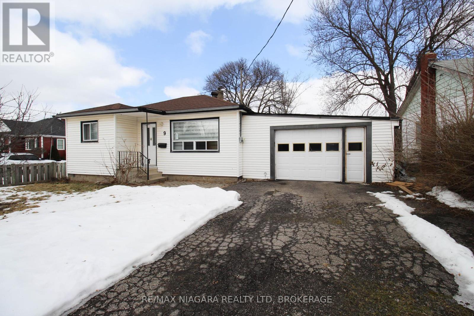 9 INGLEWOOD ROAD, st. catharines (456 - oakdale), Ontario