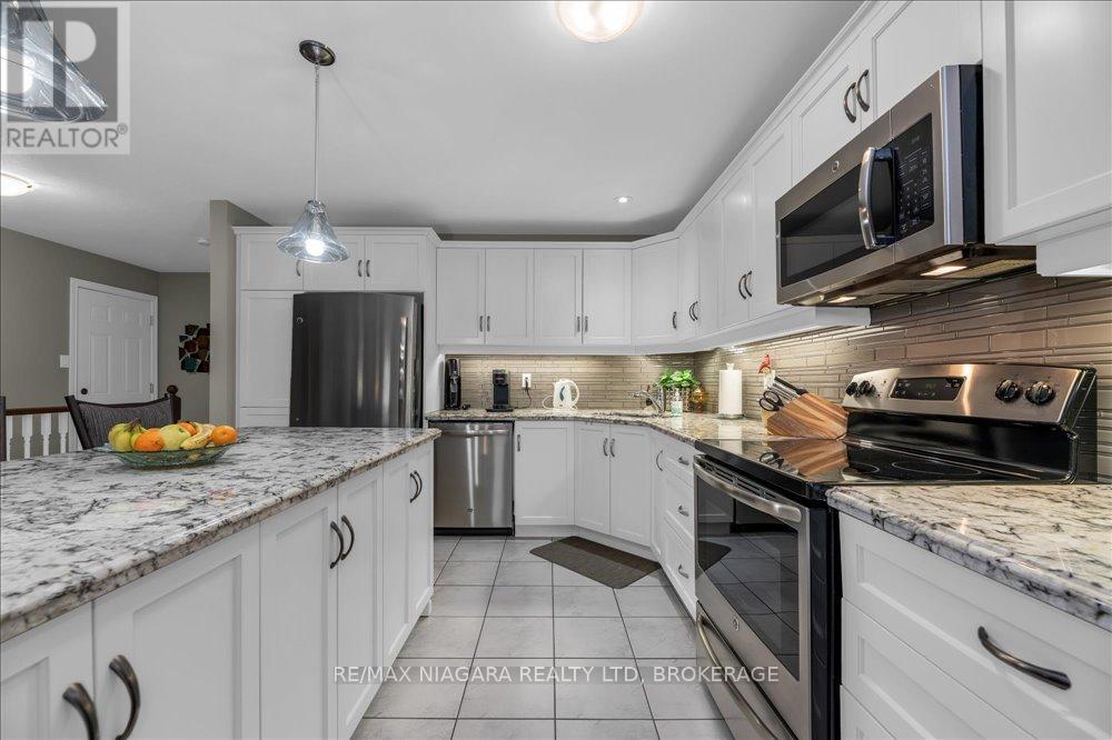 14 - 77 Avery Crescent, St. Catharines (456 - Oakdale), Ontario  L2P 0E5 - Photo 10 - X11996017
