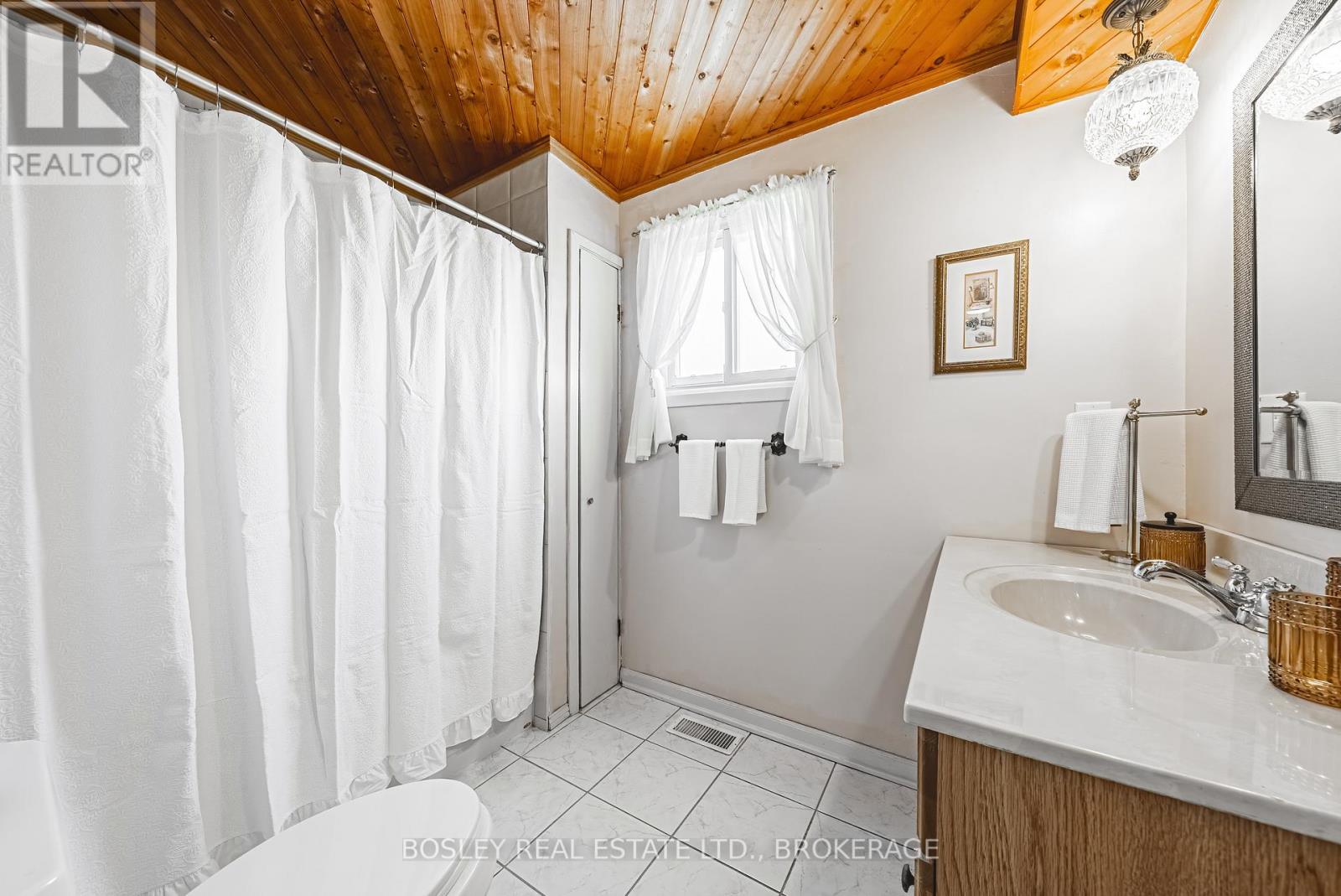 3144 Rapelje Street, Niagara Falls (Chippawa), Ontario  L2G 7B8 - Photo 20 - X11996232