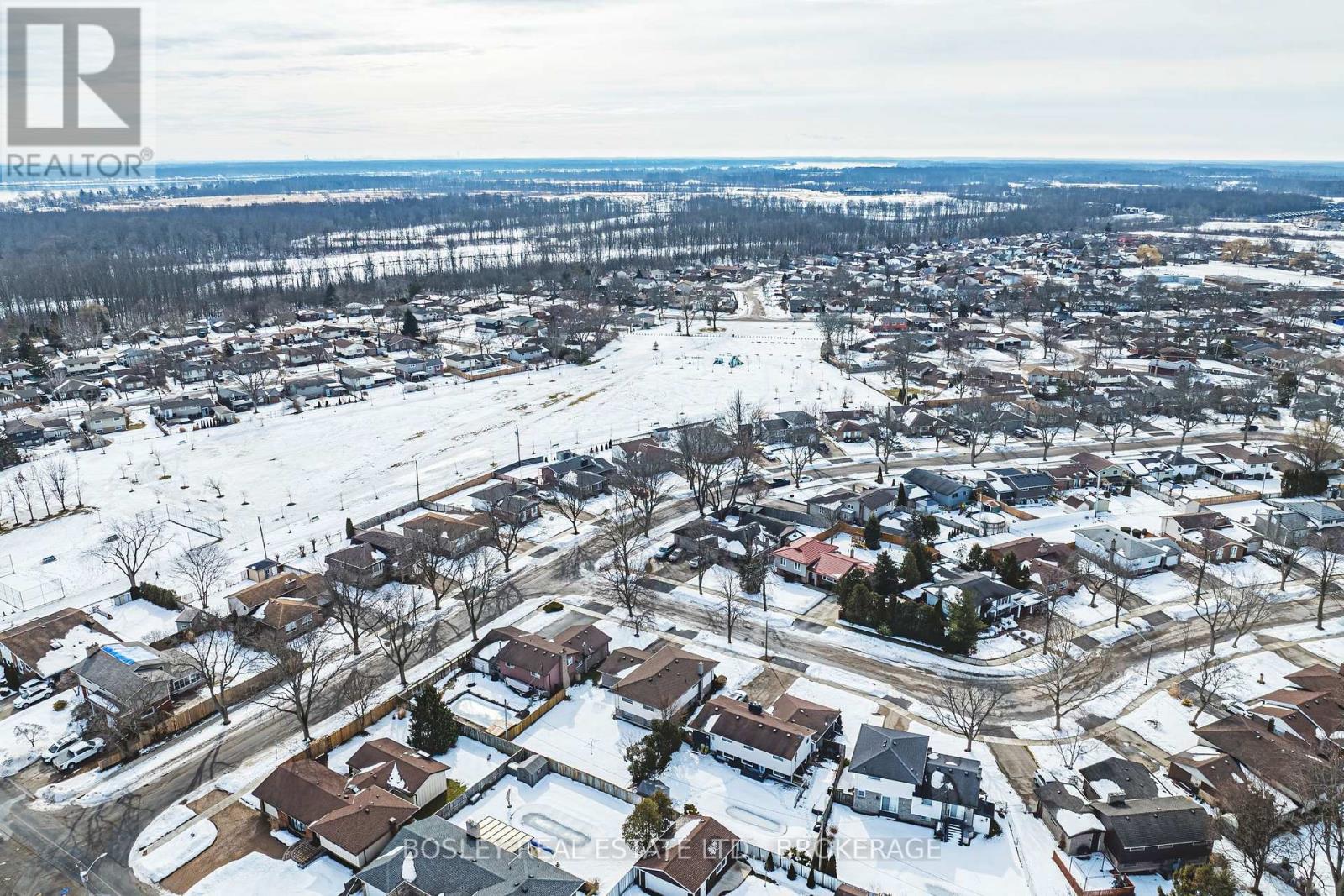 3144 Rapelje Street, Niagara Falls (Chippawa), Ontario  L2G 7B8 - Photo 43 - X11996232