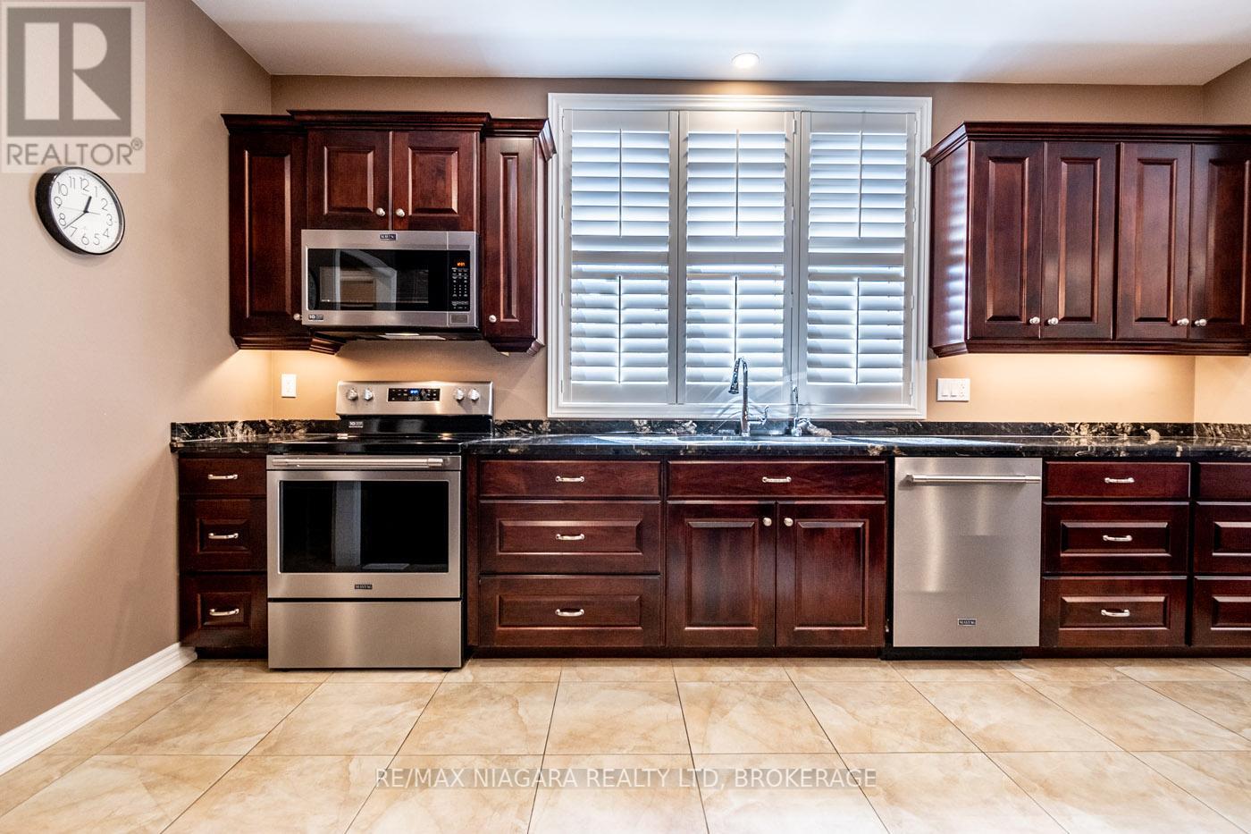 23 Goring Way, Niagara-On-The-Lake (105 - St. Davids), Ontario  L0S 1J1 - Photo 6 - X11997225