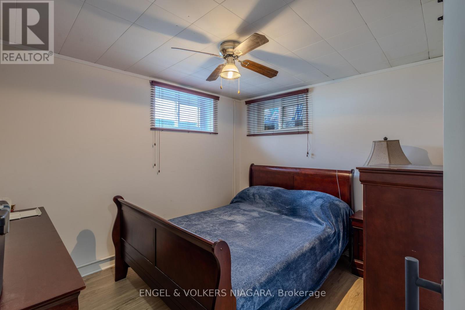 38 Lyons Avenue, Welland (773 - Lincoln/crowland), Ontario  L3B 1L7 - Photo 17 - X11999722