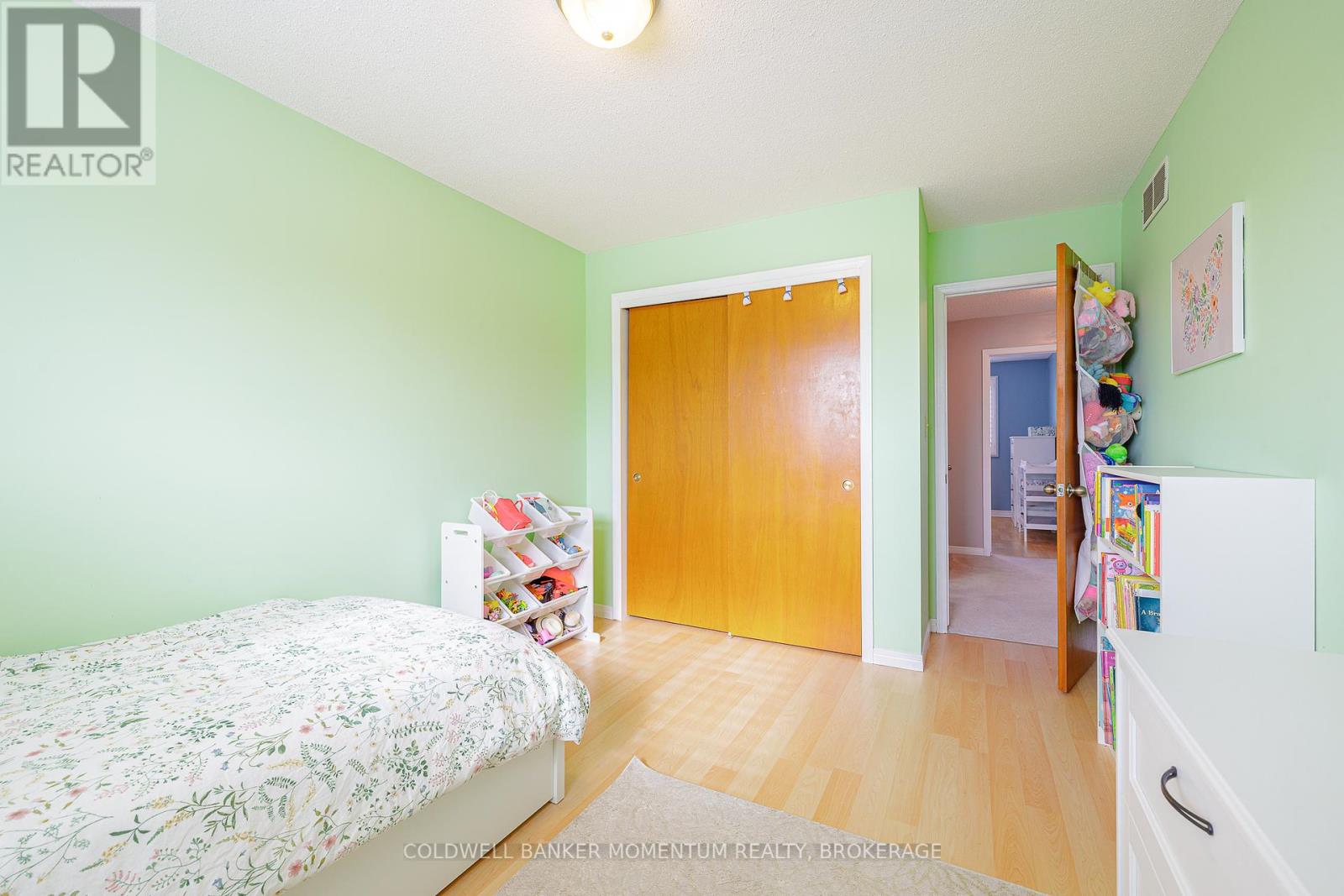 6 Rannie Court, Thorold (558 - Confederation Heights), Ontario  L2V 4X2 - Photo 20 - X12000094