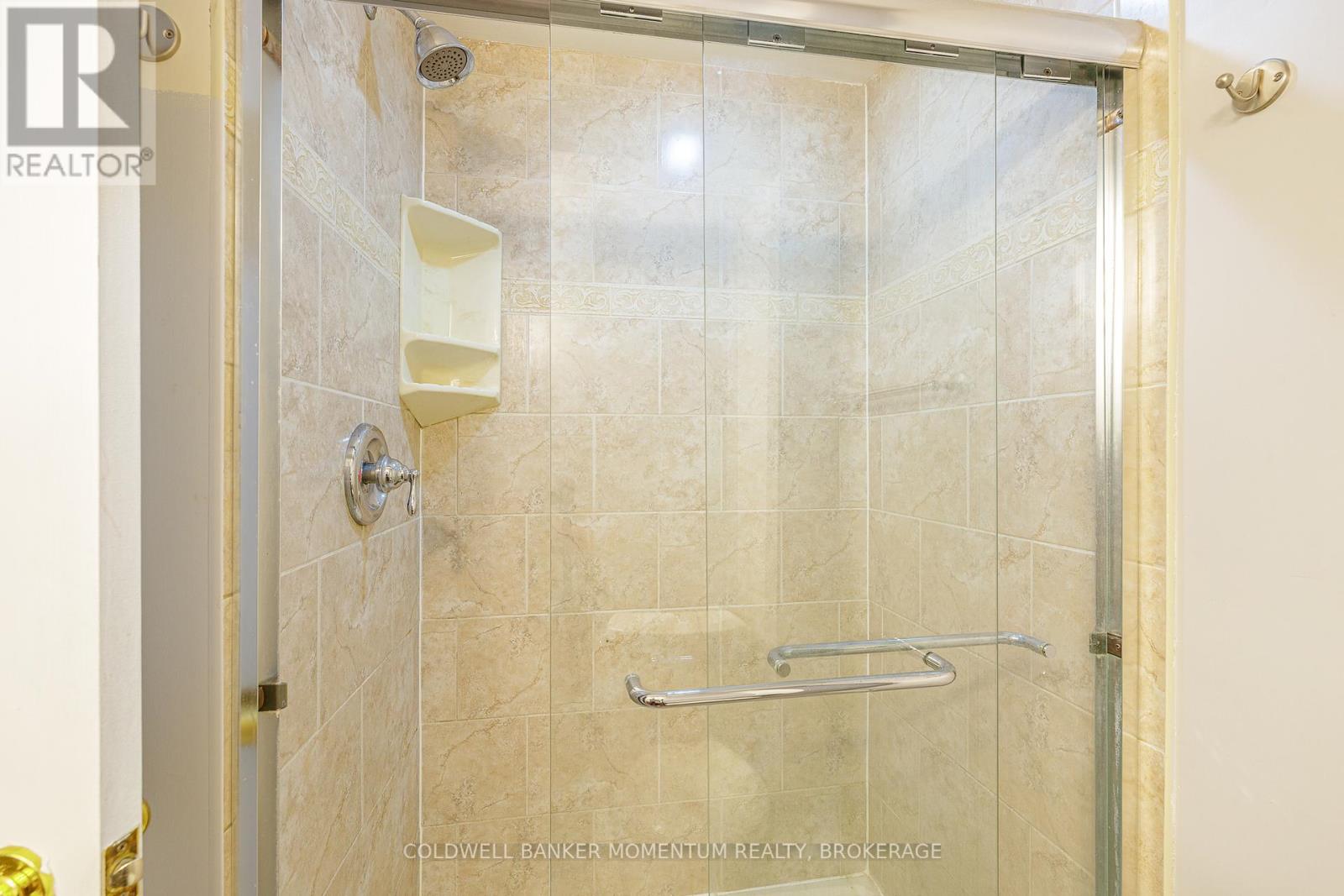 6 Rannie Court, Thorold (558 - Confederation Heights), Ontario  L2V 4X2 - Photo 25 - X12000094