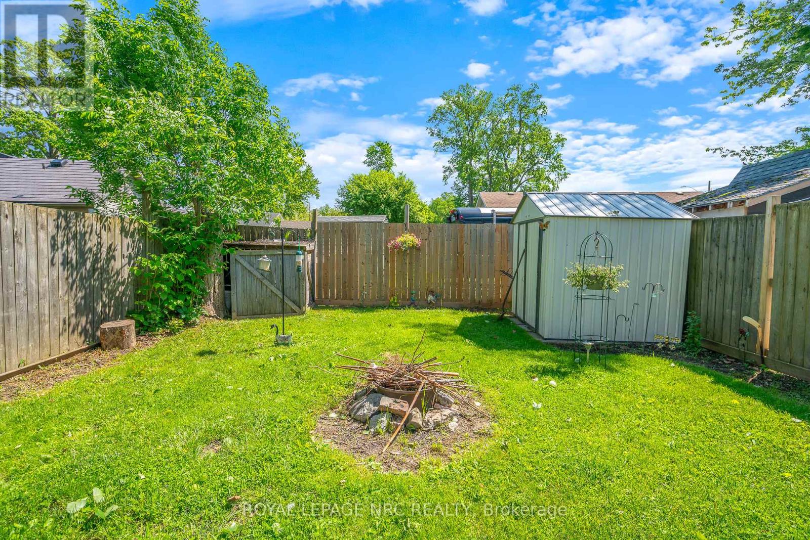 132 Albert Street, Fort Erie (333 - Lakeshore), Ontario  L2A 5L4 - Photo 4 - X12000290