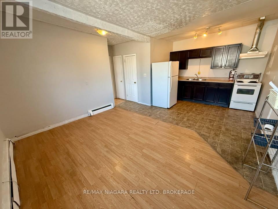 6 - 76 ALBERT STREET, st. catharines (451 - downtown), Ontario