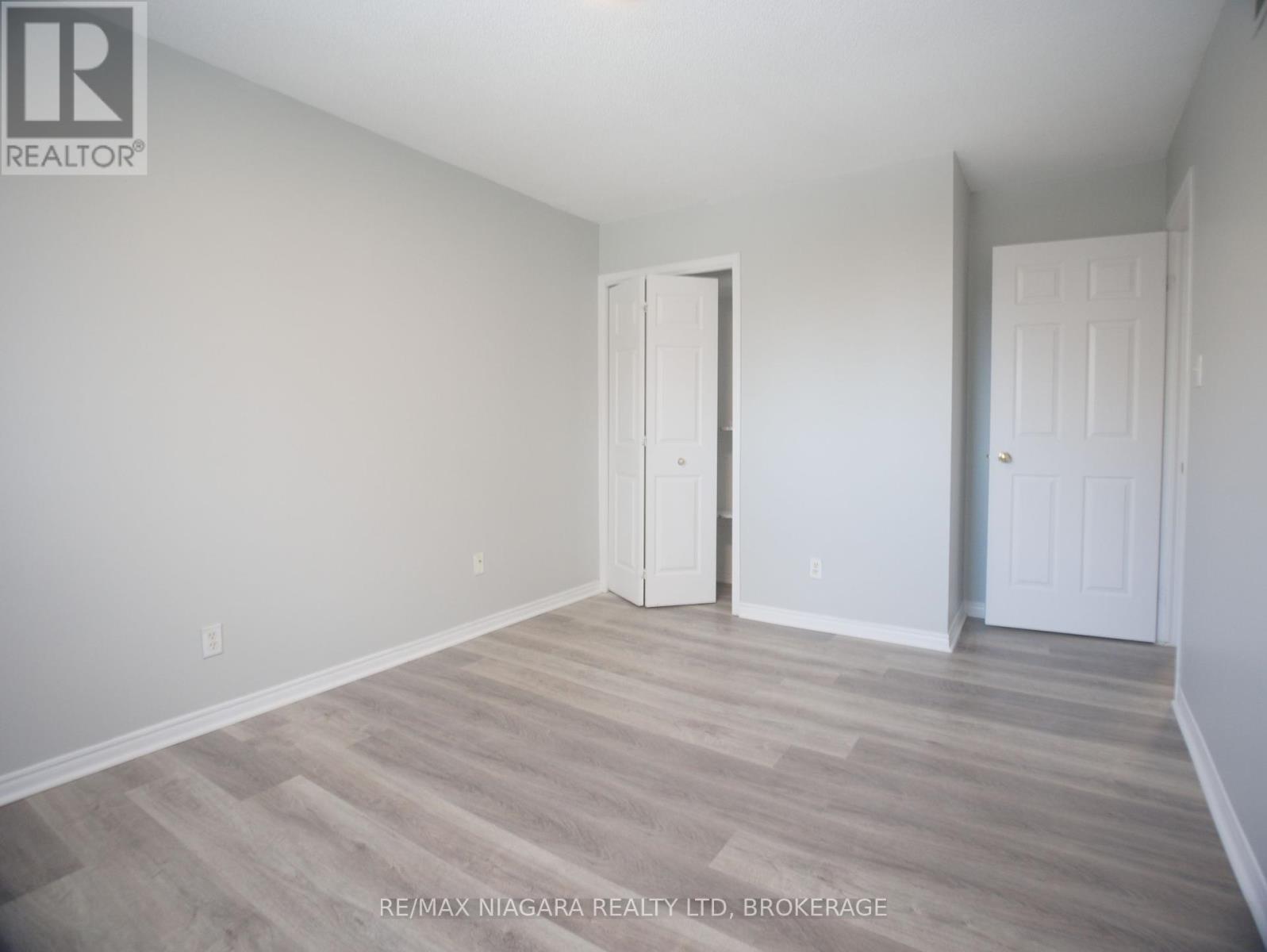 8 Briarsdale Crescent, Welland, Ontario  L3C 6R8 - Photo 10 - X12002458