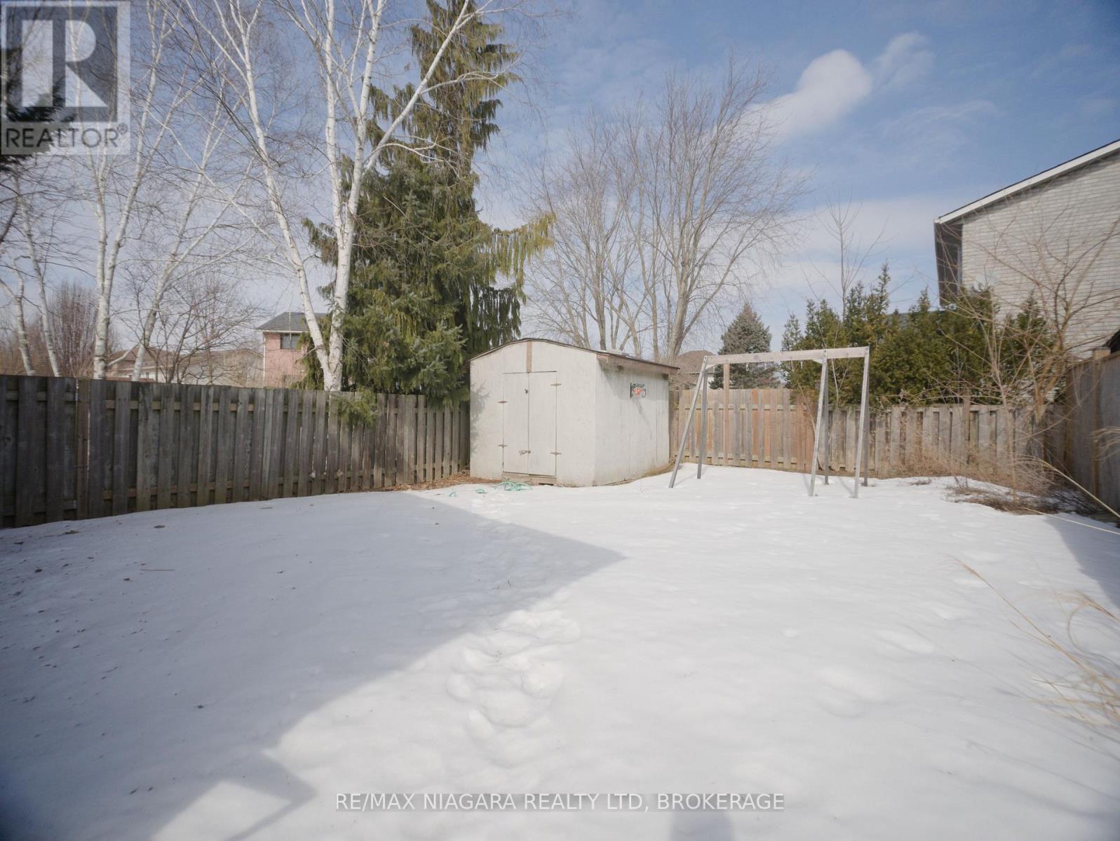 8 Briarsdale Crescent, Welland, Ontario  L3C 6R8 - Photo 14 - X12002458