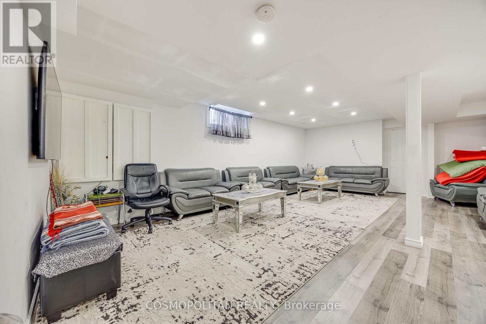 53 Longfellow Avenue, St. Catharines (452 - Haig), Ontario  L2R 6N8 - Photo 19 - X12003001