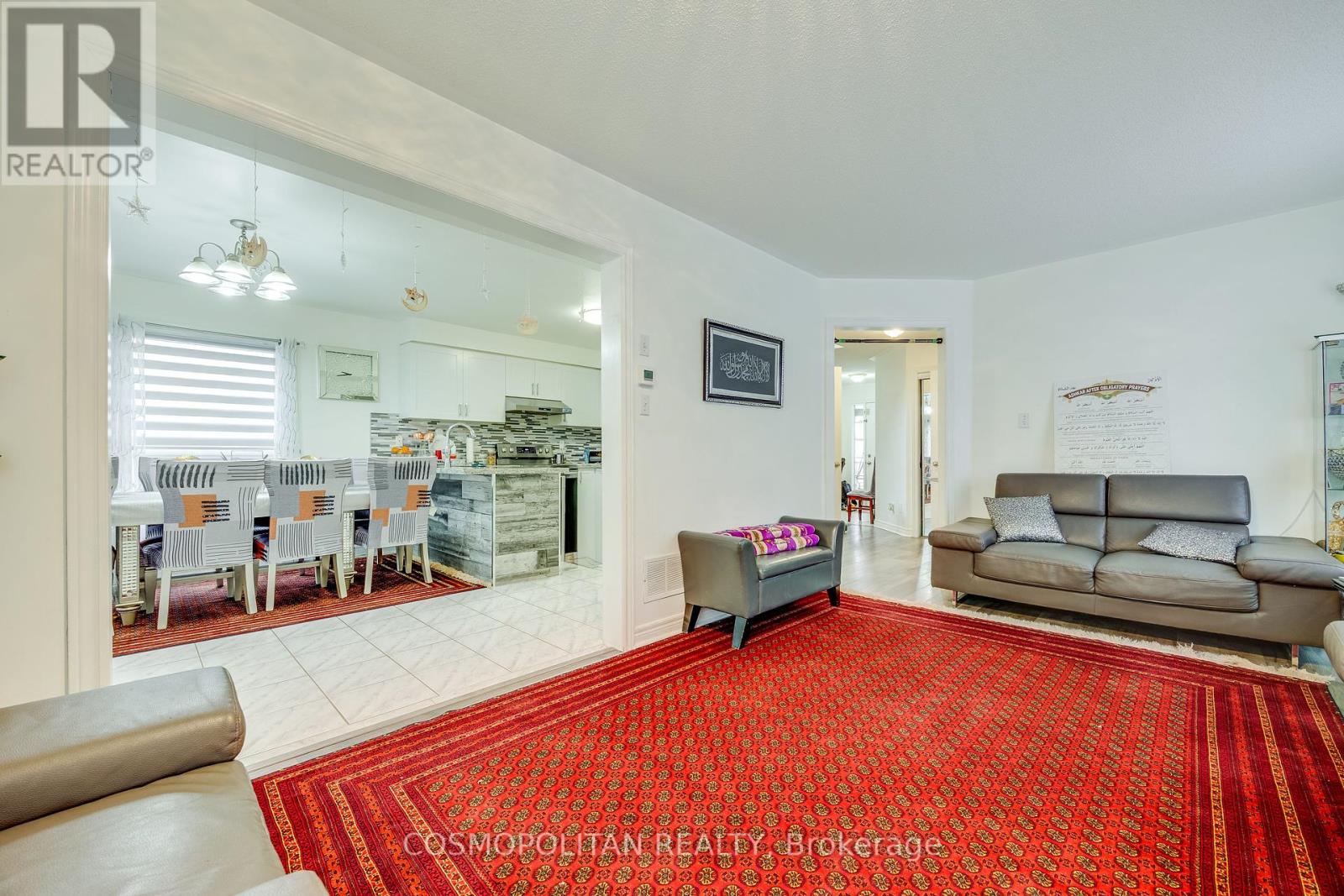 53 Longfellow Avenue, St. Catharines (452 - Haig), Ontario  L2R 6N8 - Photo 3 - X12003001