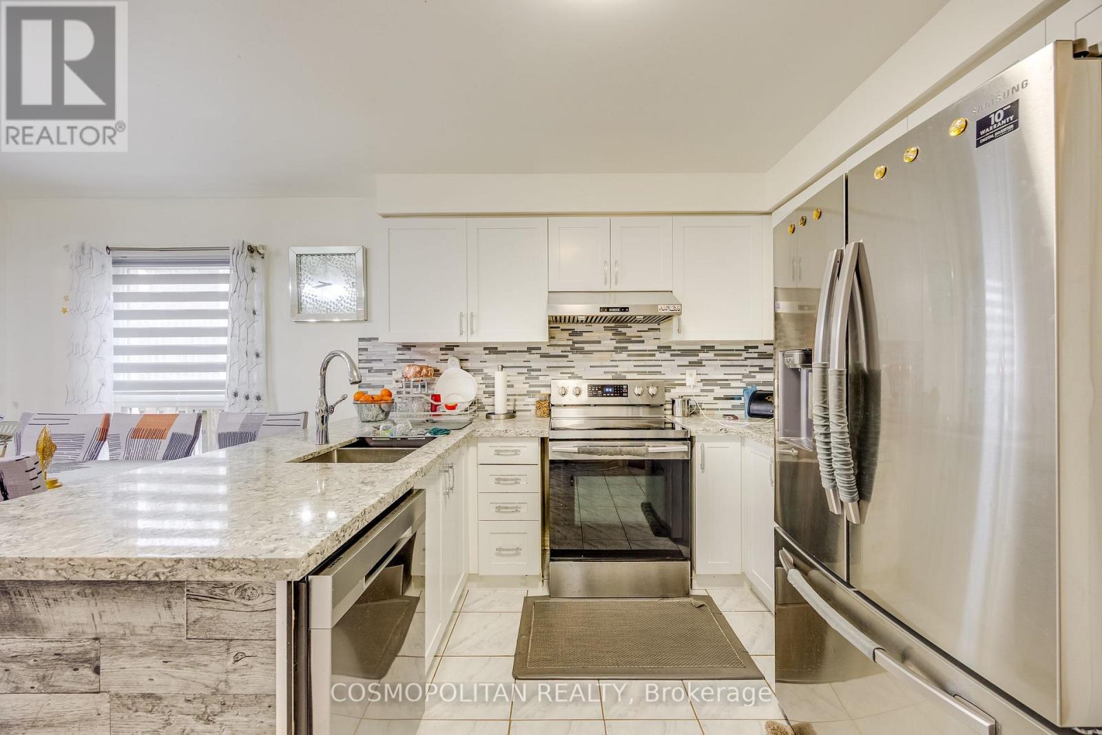 53 Longfellow Avenue, St. Catharines (452 - Haig), Ontario  L2R 6N8 - Photo 8 - X12003001