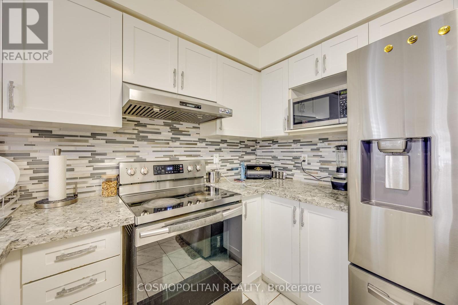 53 Longfellow Avenue, St. Catharines (452 - Haig), Ontario  L2R 6N8 - Photo 9 - X12003001
