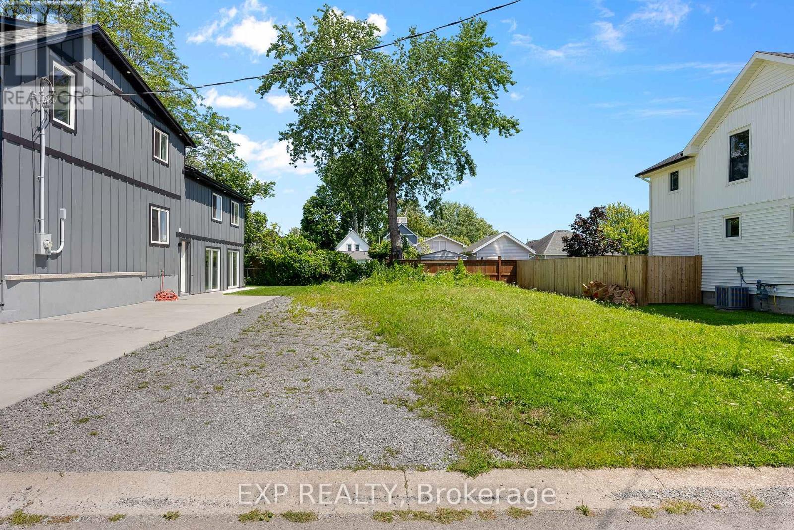 Lot 7 Parkview Avenue, Fort Erie (333 - Lakeshore), Ontario  L2A 5L7 - Photo 2 - X12005572