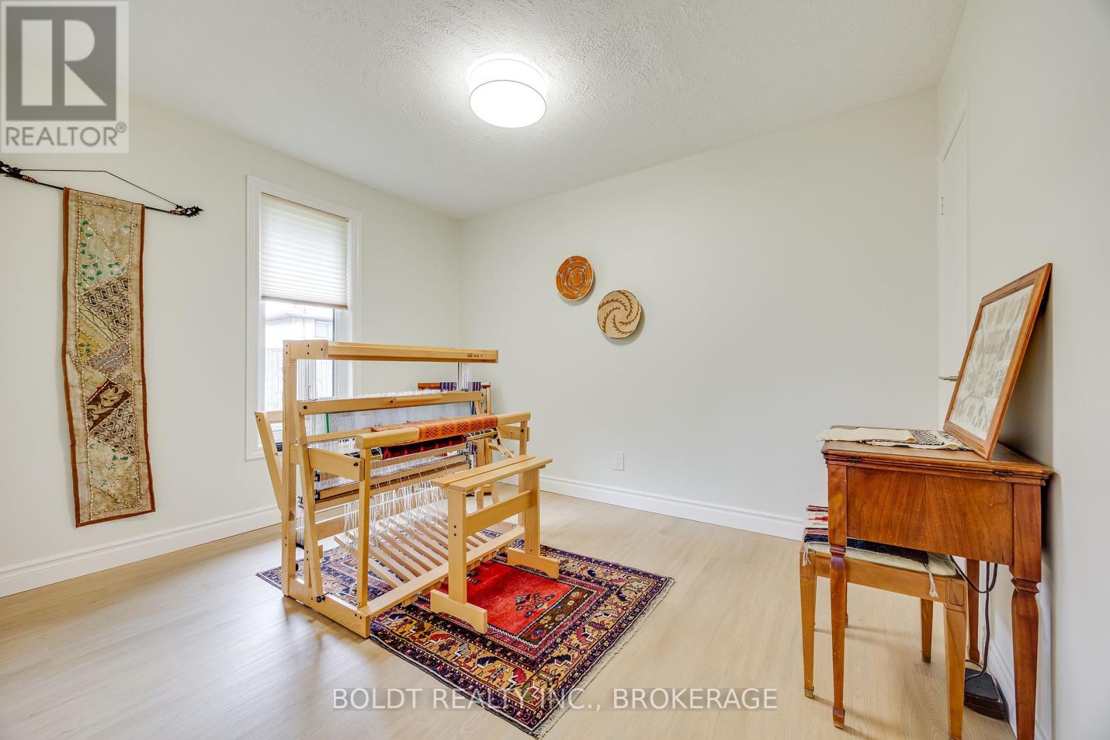 8143 Sarah Street, Niagara Falls (223 - Chippawa), Ontario  L2G 6T9 - Photo 20 - X12006576