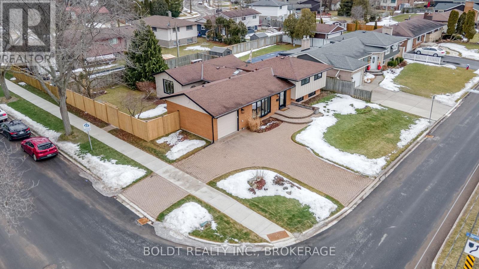 8143 Sarah Street, Niagara Falls (223 - Chippawa), Ontario  L2G 6T9 - Photo 37 - X12006576