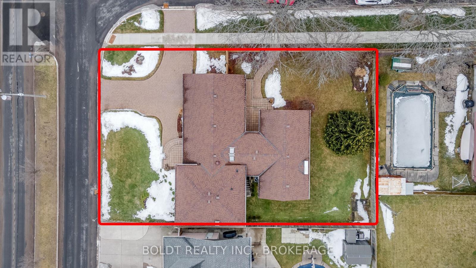 8143 Sarah Street, Niagara Falls (223 - Chippawa), Ontario  L2G 6T9 - Photo 40 - X12006576