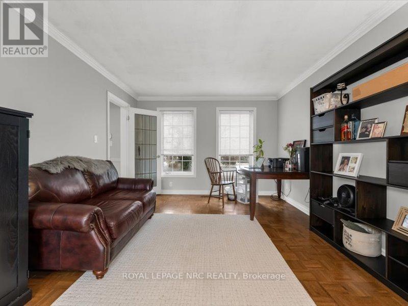 358 Grantham Avenue, St. Catharines (444 - Carlton/bunting), Ontario  L2M 5A6 - Photo 11 - X12006705