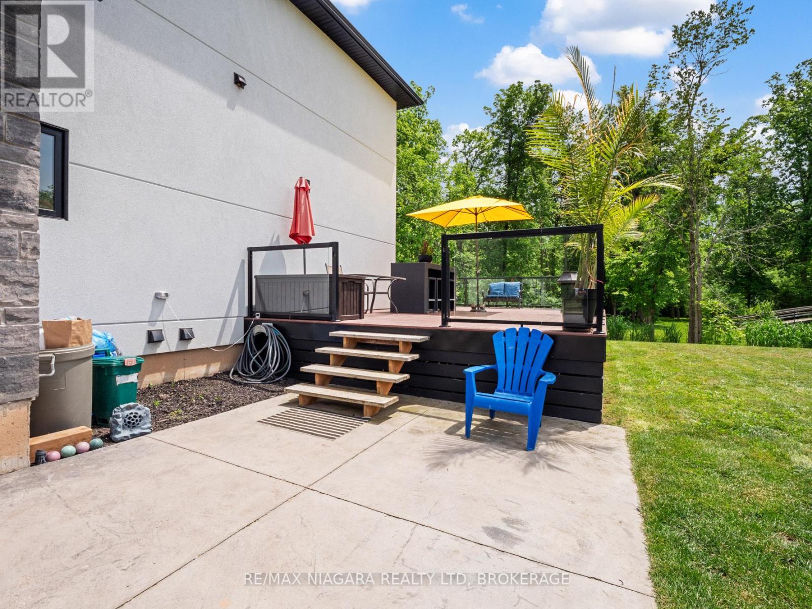 1563 Kingston Road, Fort Erie (334 - Crescent Park), Ontario  L2A 5M4 - Photo 43 - X12006742