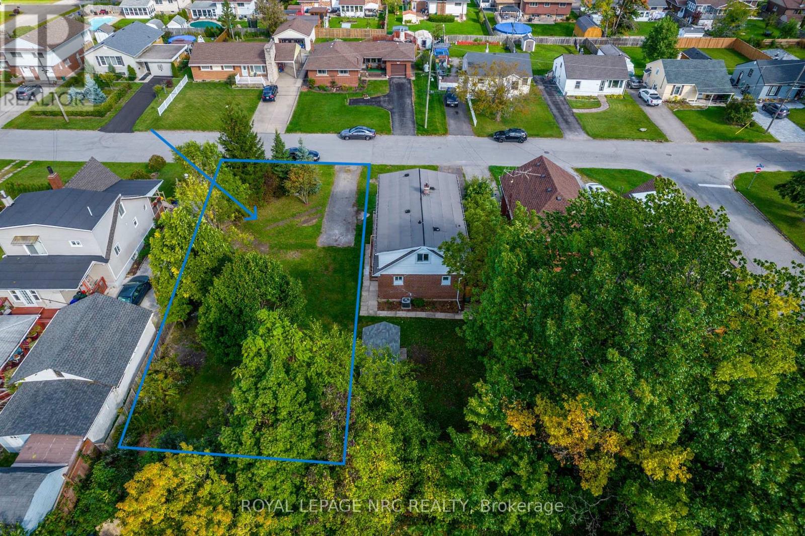 365 Bowen Road, Fort Erie (332 - Central), Ontario  L2A 2Z2 - Photo 3 - X12007839