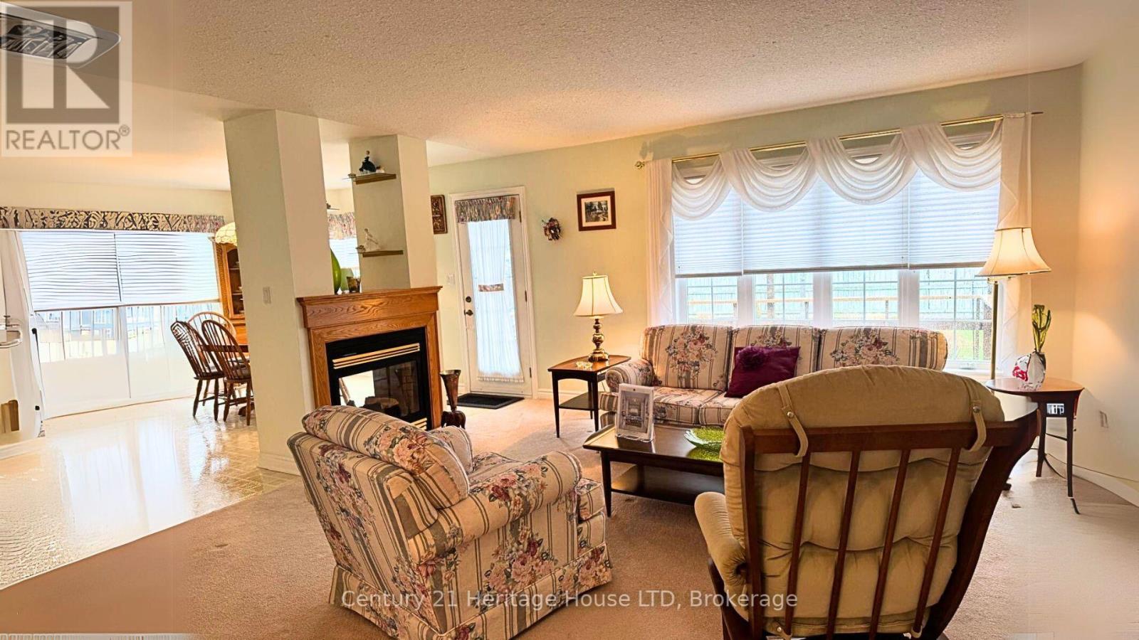 487 Albany Street, Fort Erie (Lakeshore), Ontario  L2A 6L6 - Photo 13 - X12007886