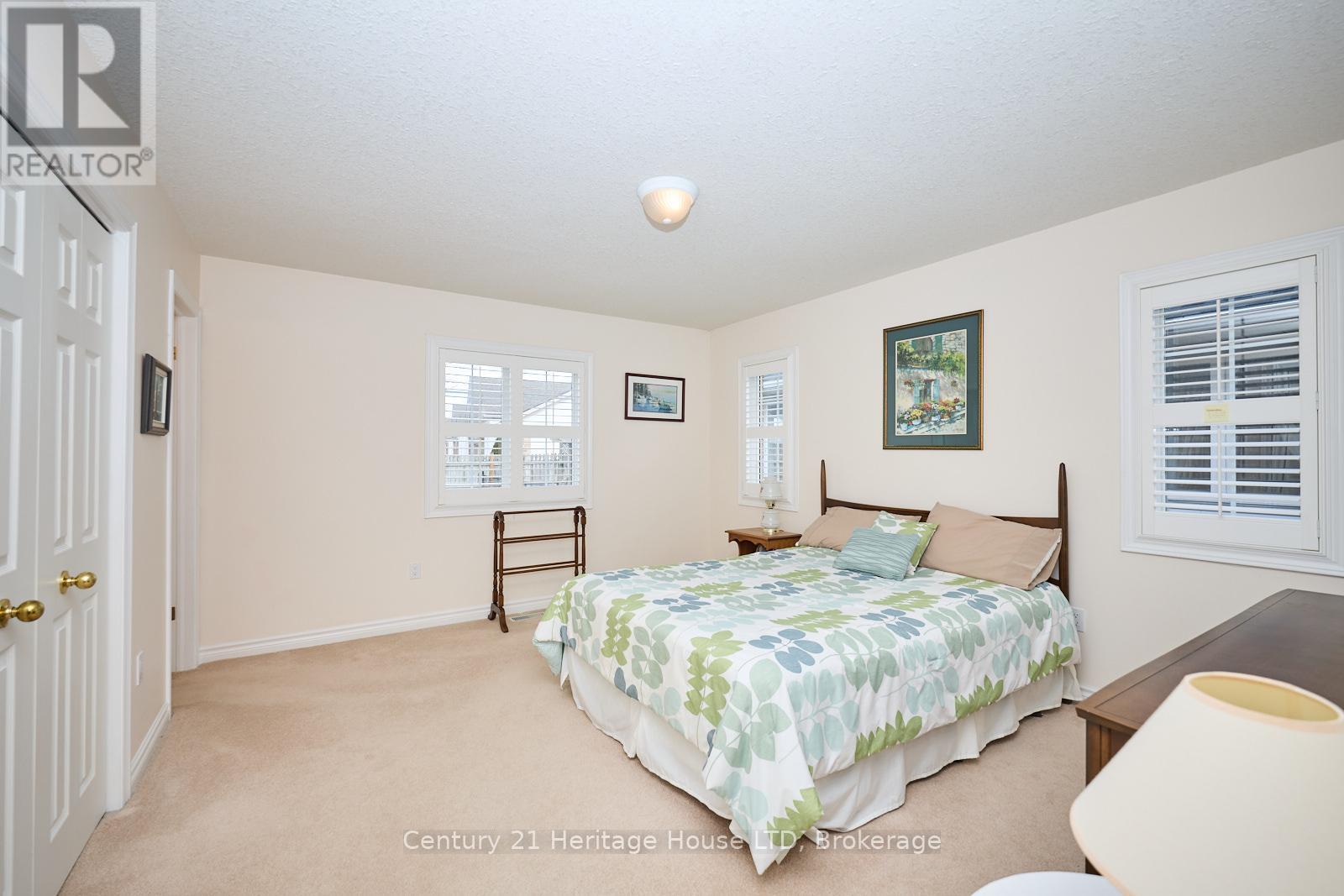 487 Albany Street, Fort Erie (Lakeshore), Ontario  L2A 6L6 - Photo 19 - X12007886