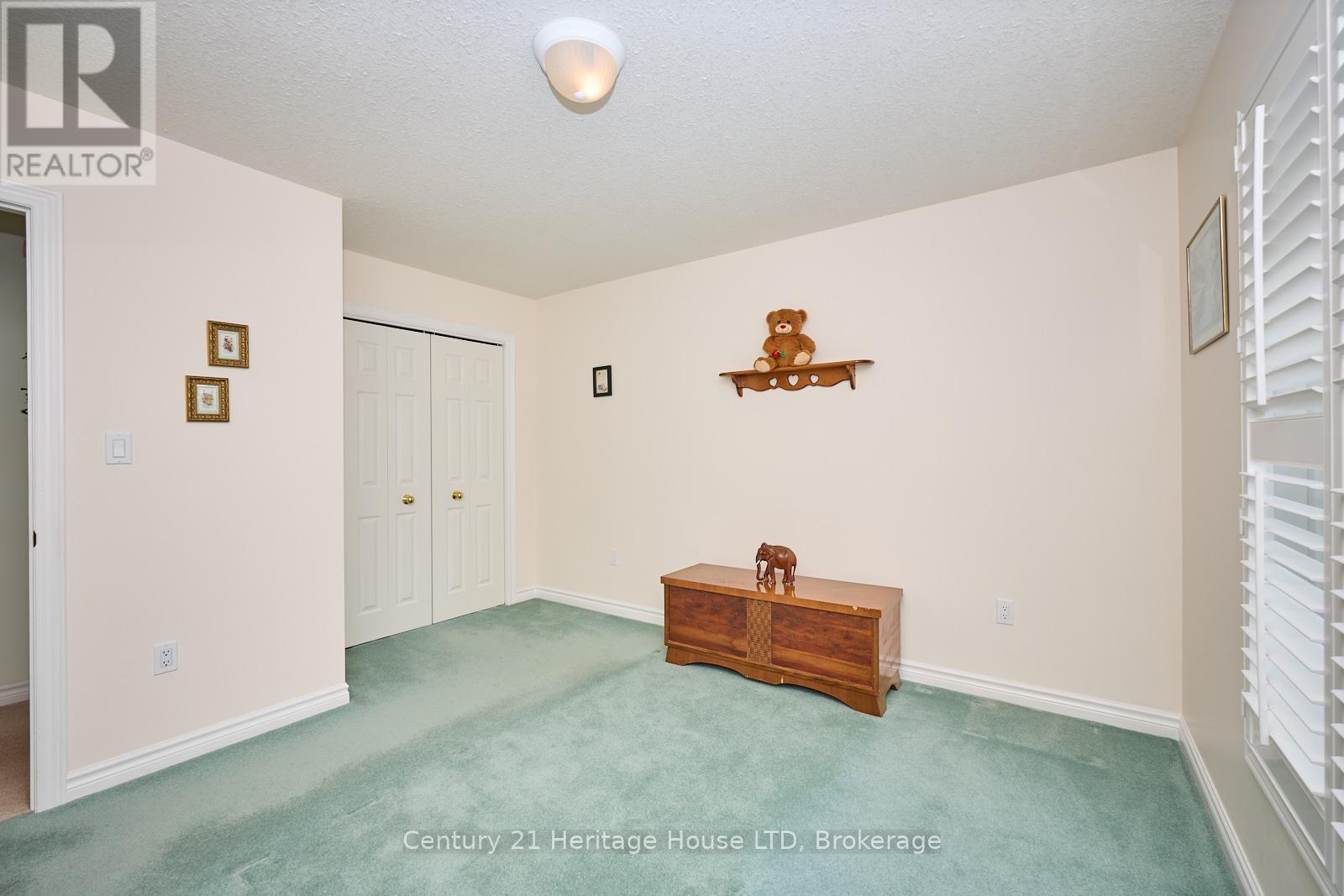 487 Albany Street, Fort Erie (Lakeshore), Ontario  L2A 6L6 - Photo 22 - X12007886